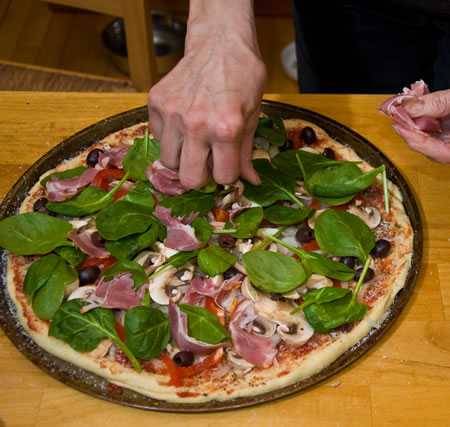 pizza in a pan pizza in a pan