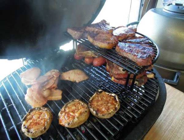 two-zone grilling on a round Kamado two-zone grilling on a round Kamado