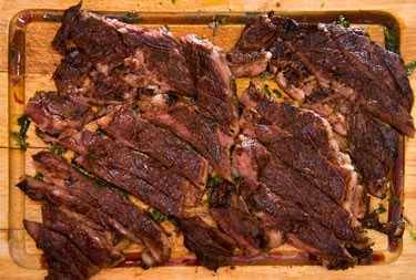 thin steak with board sauce thin steak with board sauce